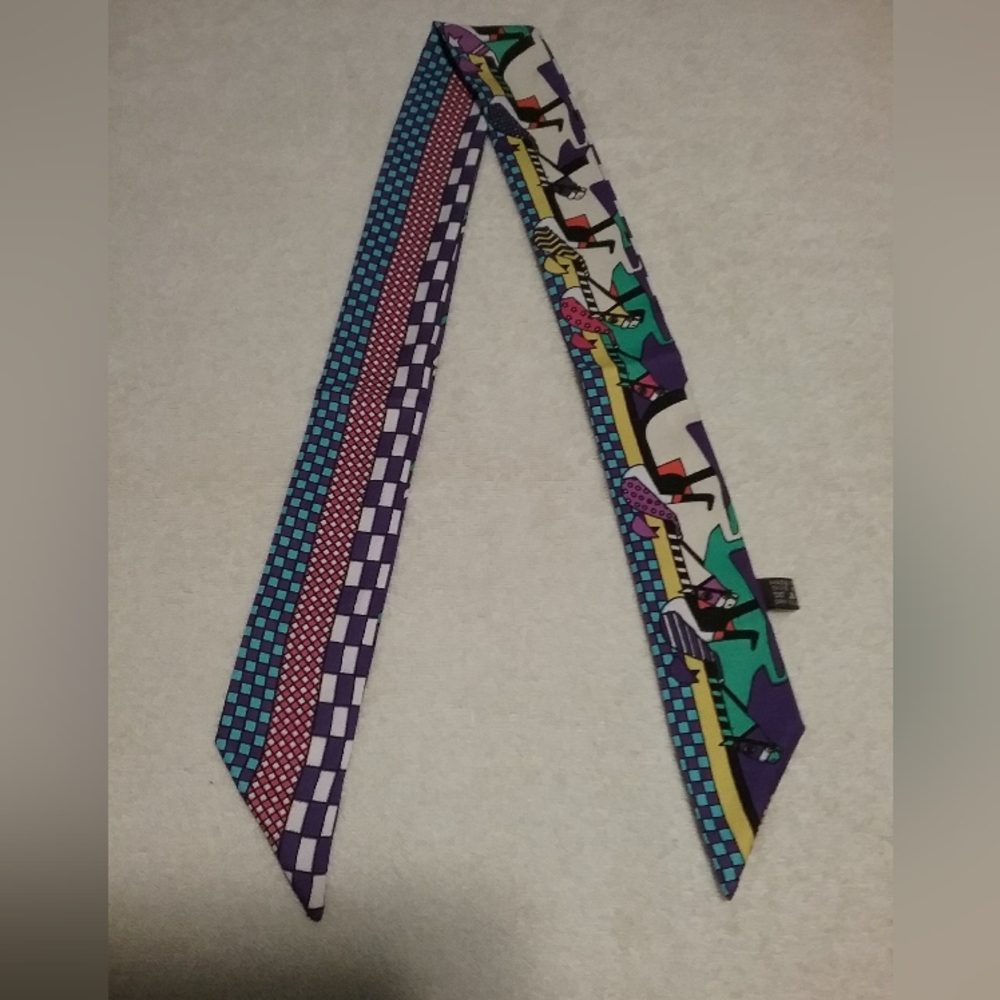 BRAND NEW Authentic Hermes Twilly Scarf - Picture 2 of 4